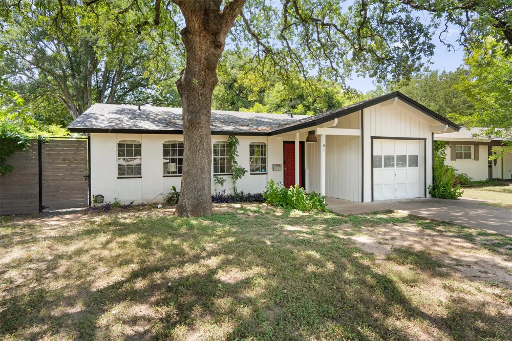 1182 Angelina Street Austin, TX 78702