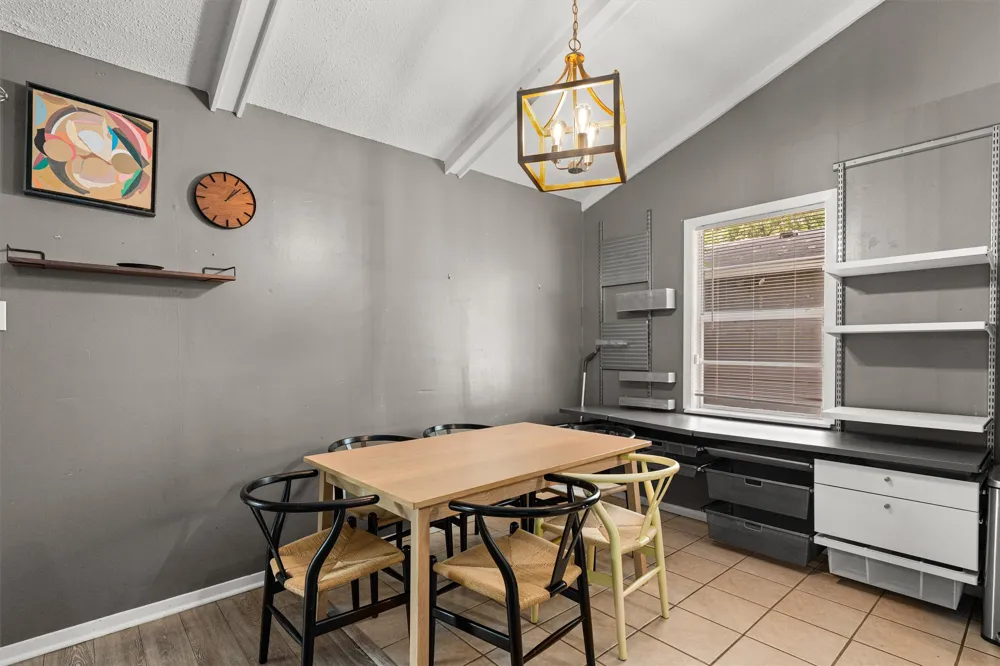 1182 Angelina Street Austin, TX 78702