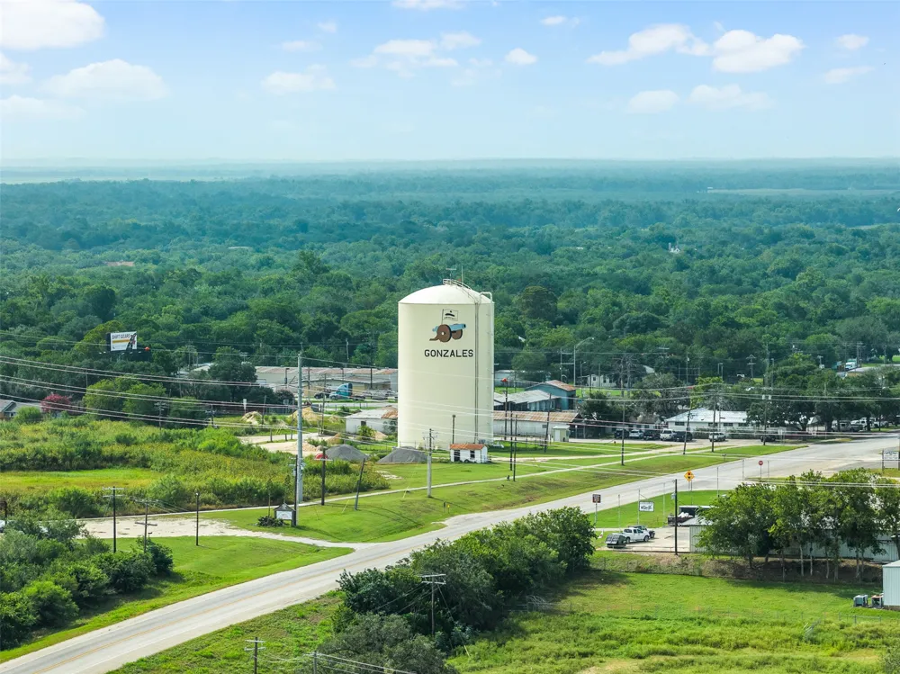 N Hwy 183 Gonzales, TX 78629