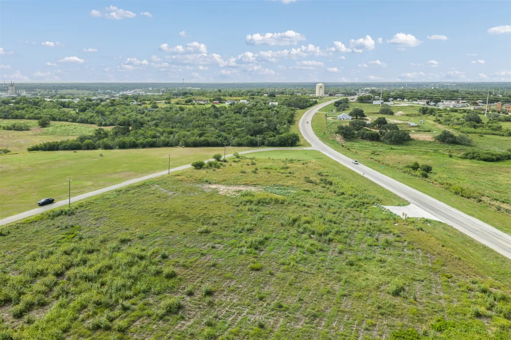 N Hwy 183 Gonzales, TX 78629