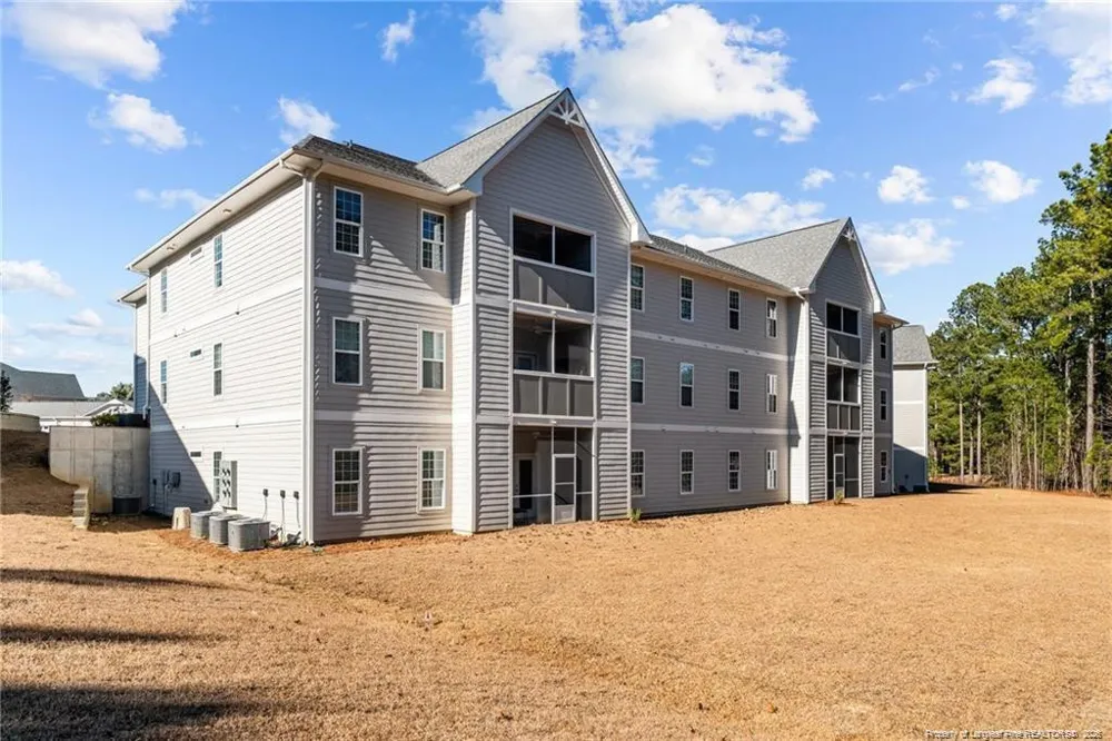 188 Gallery Drive #303 Spring Lake, NC 28390