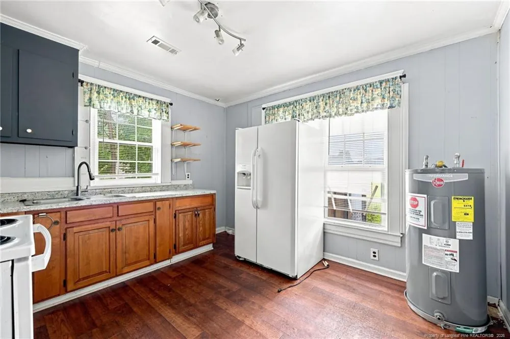 424 E Blount Street Kinston, NC 28501