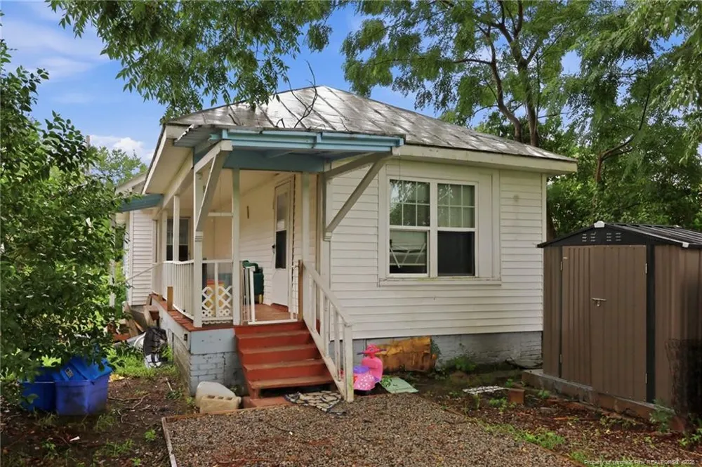424 E Blount Street Kinston, NC 28501