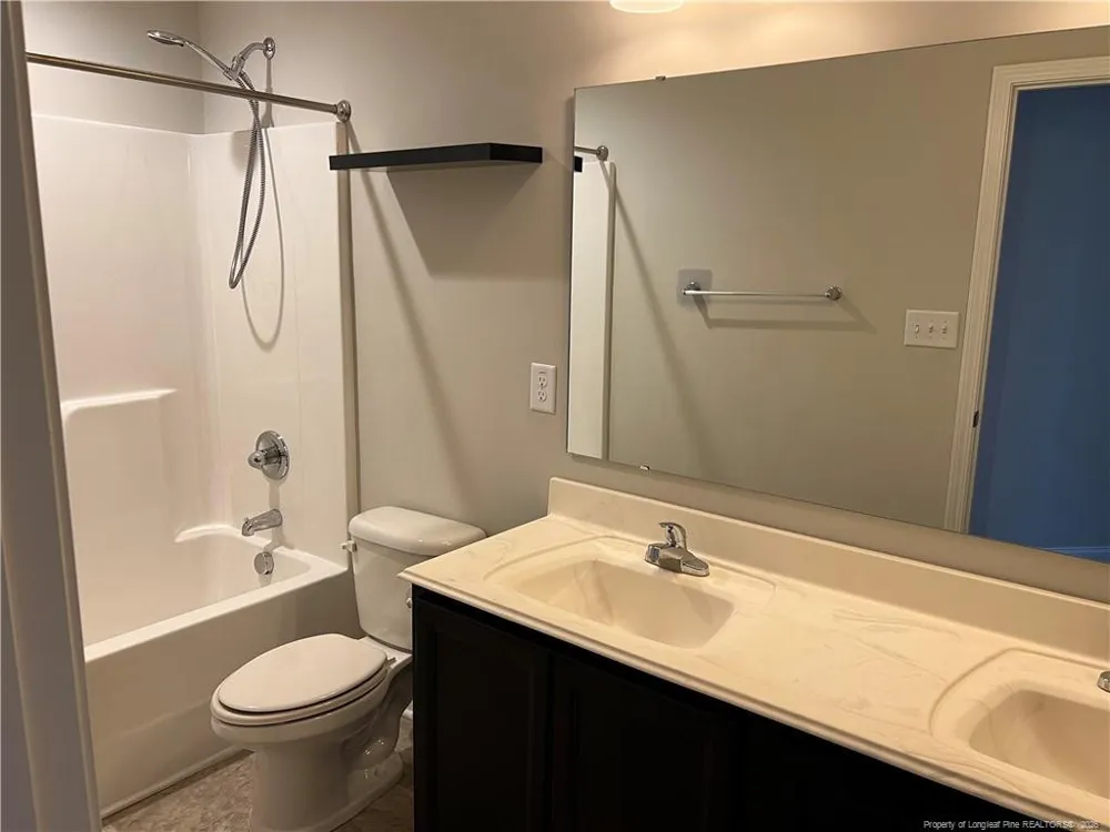312 Derby Lane Hope Mills, NC 28348