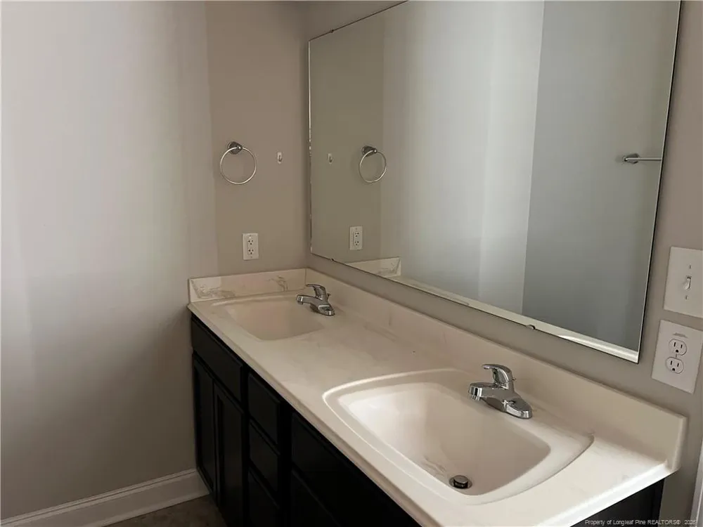 312 Derby Lane Hope Mills, NC 28348