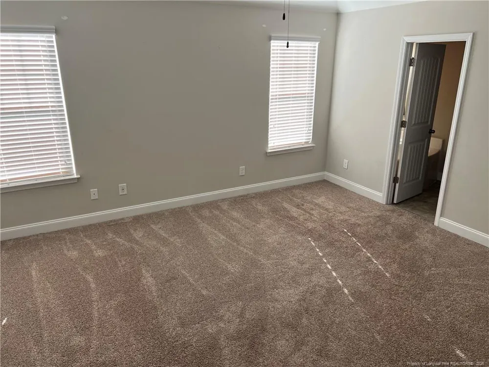 312 Derby Lane Hope Mills, NC 28348