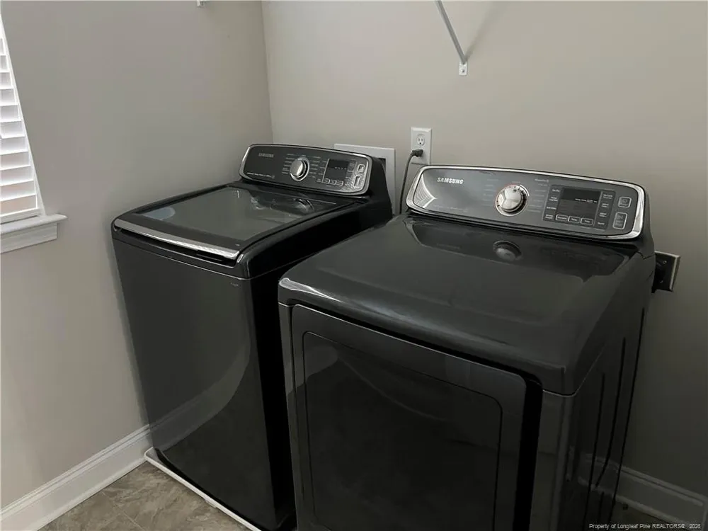 312 Derby Lane Hope Mills, NC 28348