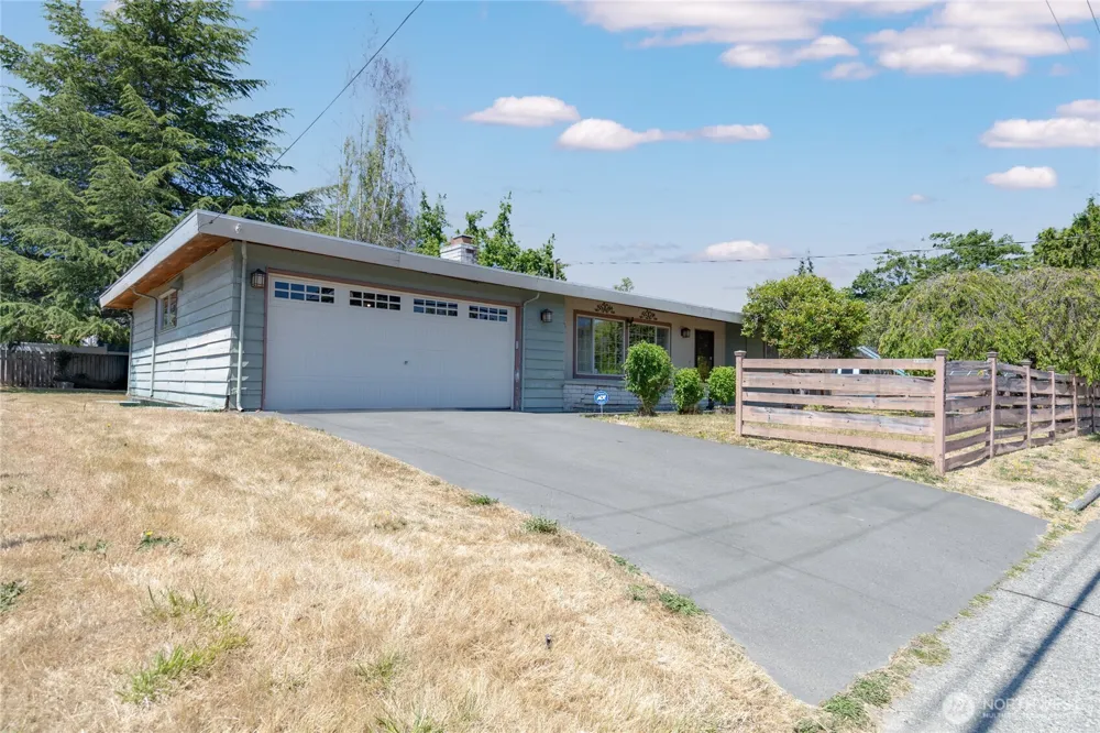 24325 16th Avenue S Des Moines, WA 98198