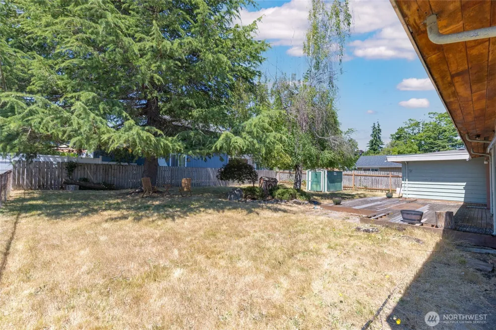 24325 16th Avenue S Des Moines, WA 98198