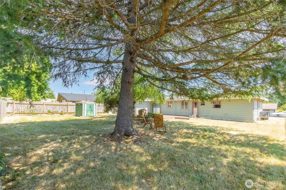24325 16th Avenue S Des Moines, WA 98198