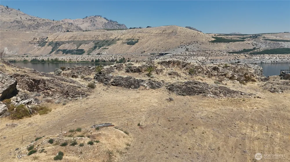 247 Shore Drive Orondo, WA 98843