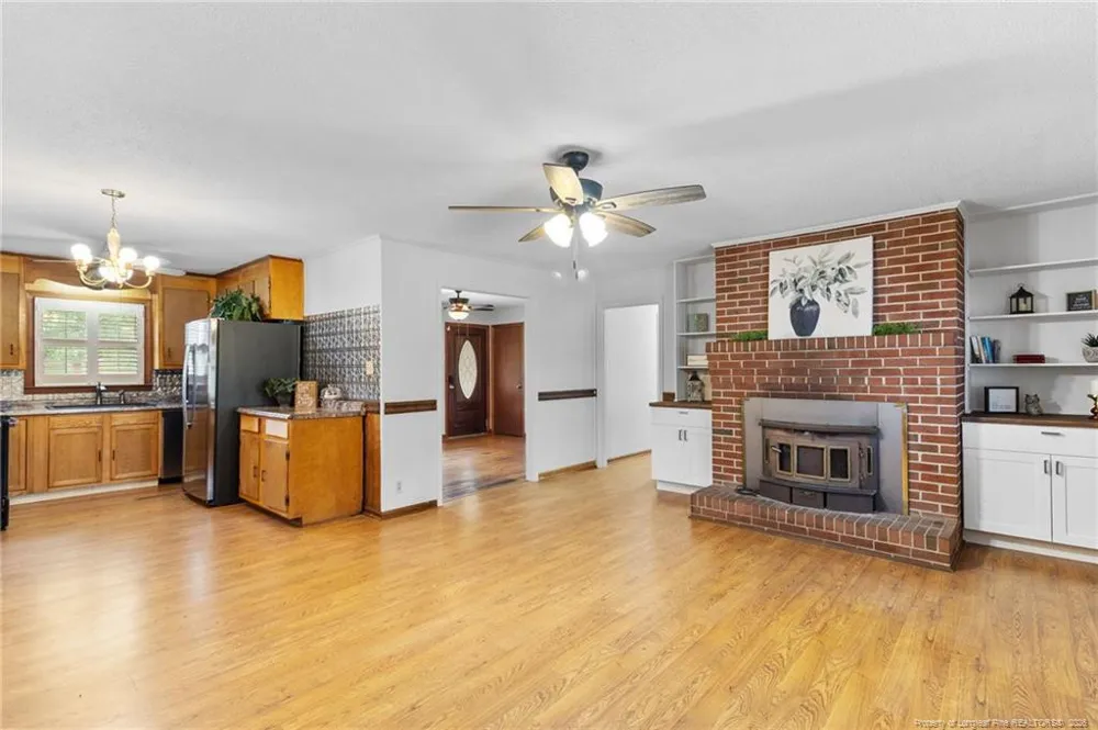 423 Posey Farm Road Raeford, NC 28376