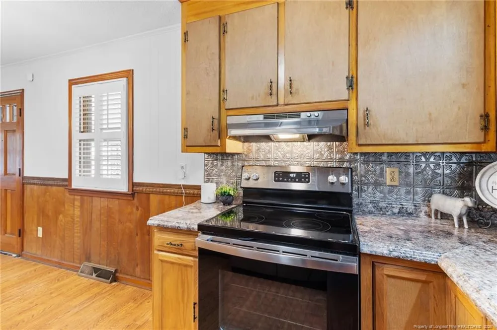 423 Posey Farm Road Raeford, NC 28376