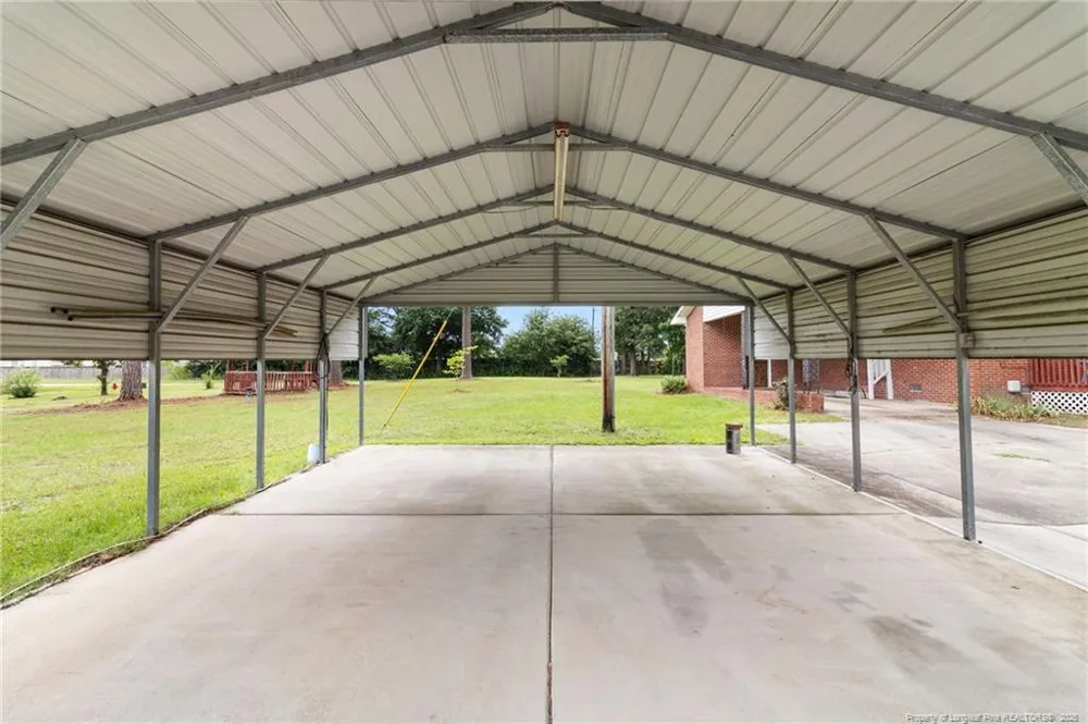 423 Posey Farm Road Raeford, NC 28376