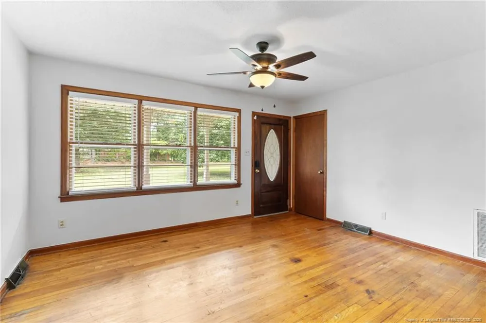 423 Posey Farm Road Raeford, NC 28376