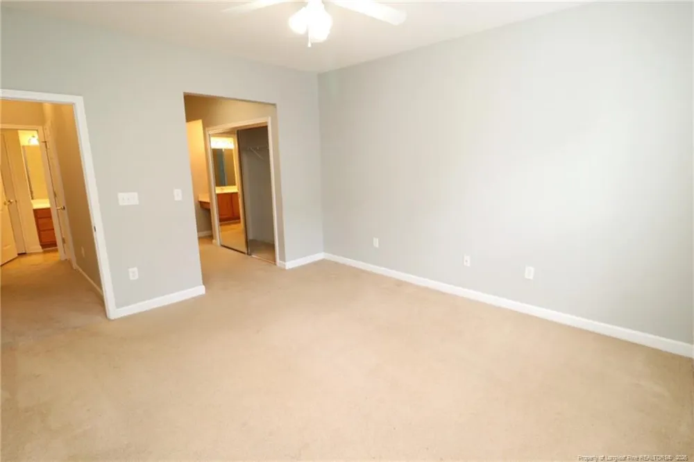 223 Eyam Hall Lane Apex, NC 27502