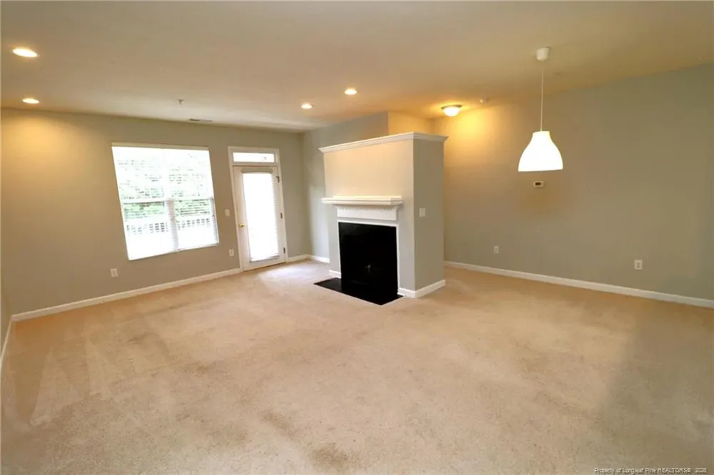 223 Eyam Hall Lane Apex, NC 27502