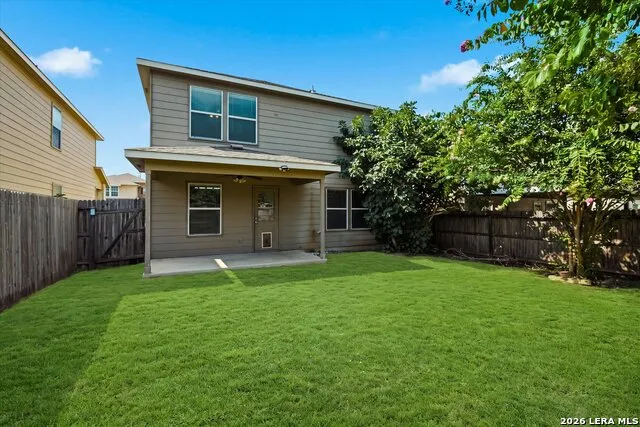 416 Auburn Park Selma, TX 78154