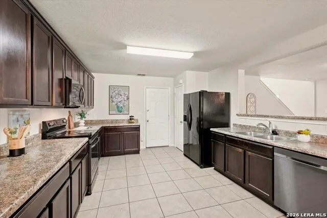 416 Auburn Park Selma, TX 78154