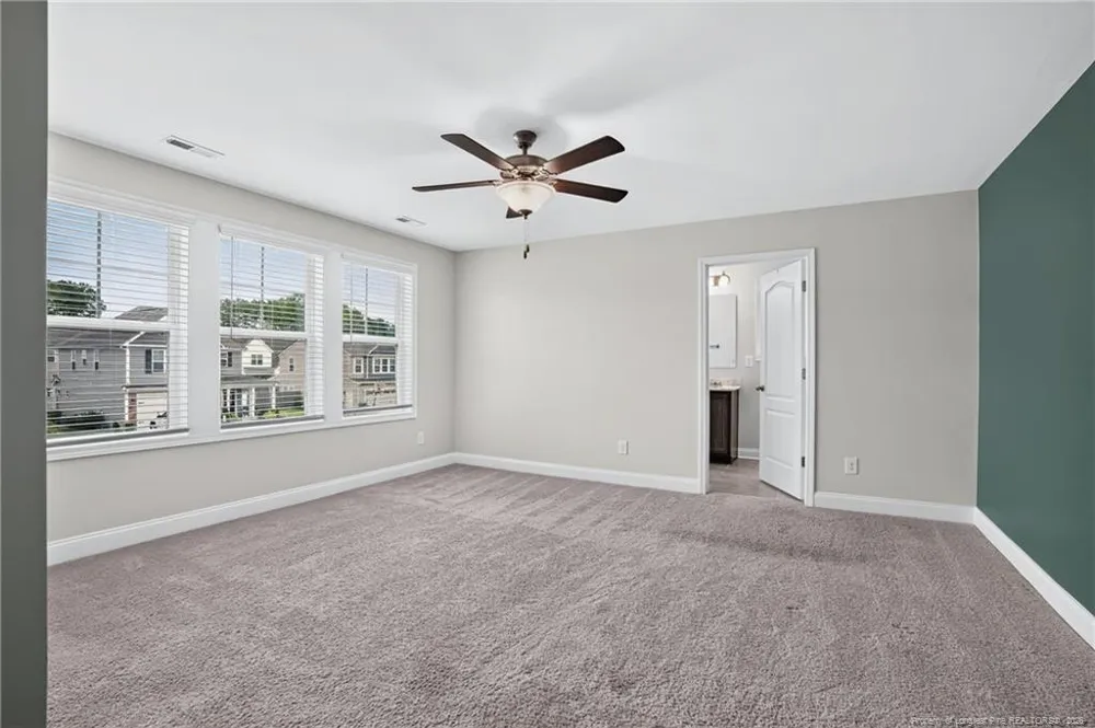 162 Verdmont Drive Raeford, NC 28376