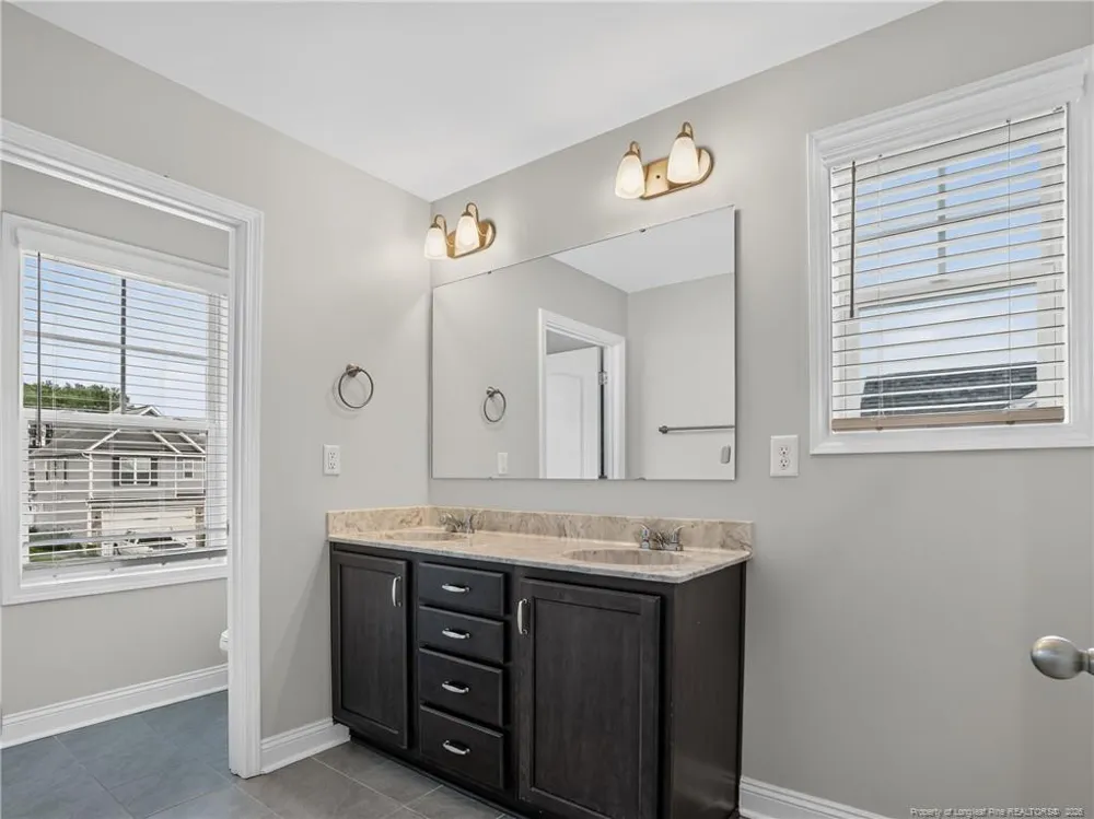 162 Verdmont Drive Raeford, NC 28376