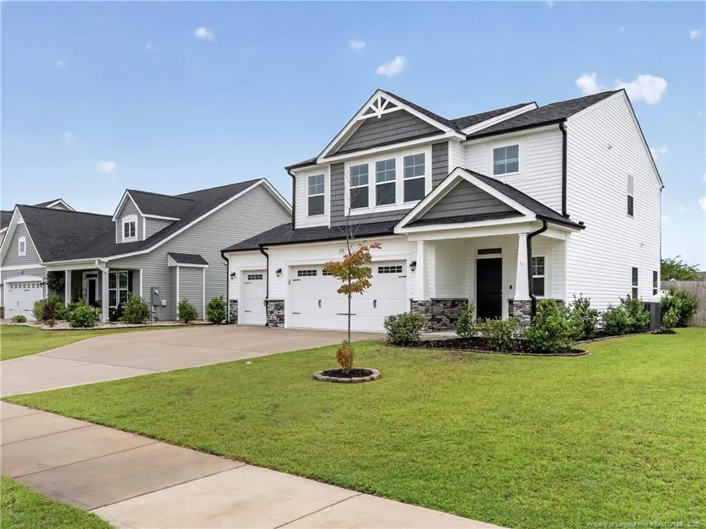 162 Verdmont Drive Raeford, NC 28376