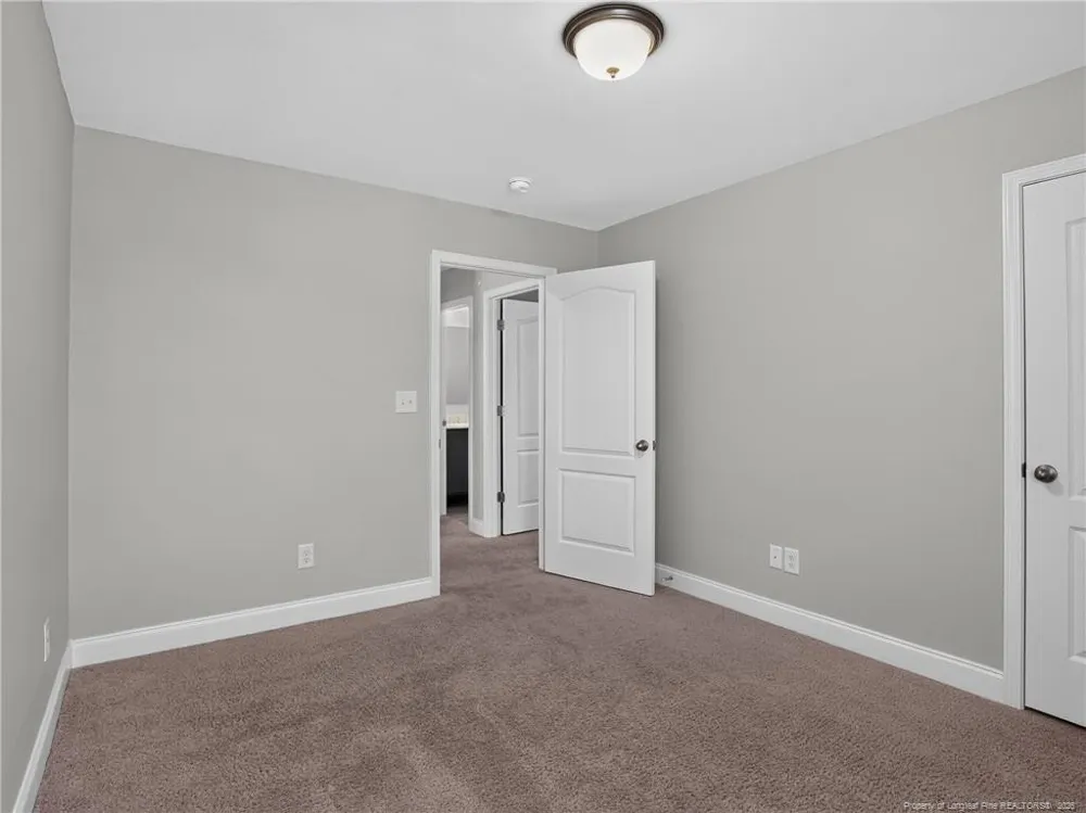 162 Verdmont Drive Raeford, NC 28376
