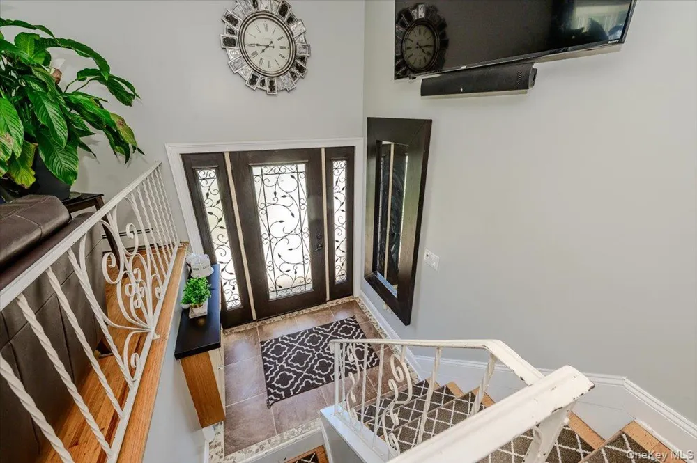 3897 Darby Lane Seaford, NY 11783