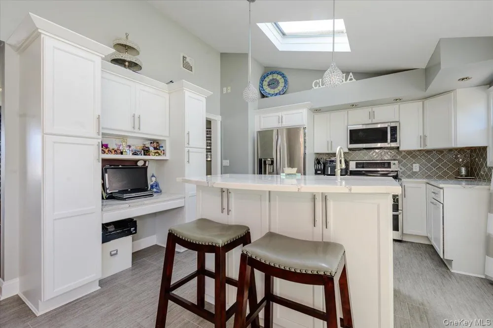 3897 Darby Lane Seaford, NY 11783