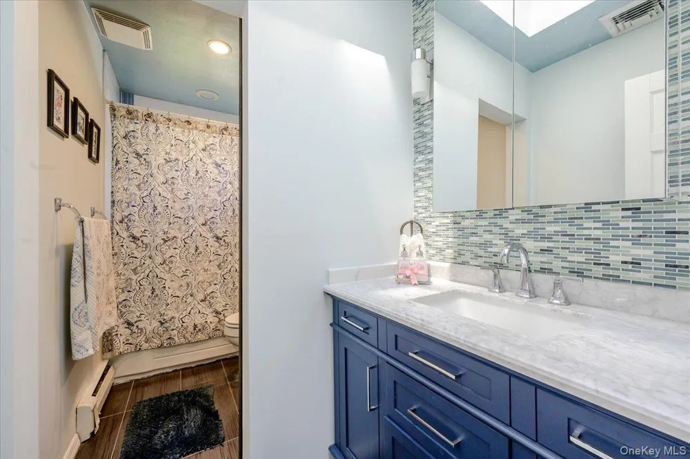 3897 Darby Lane Seaford, NY 11783