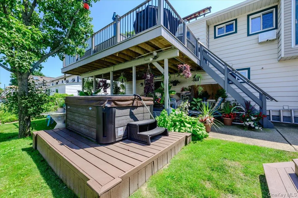 3897 Darby Lane Seaford, NY 11783