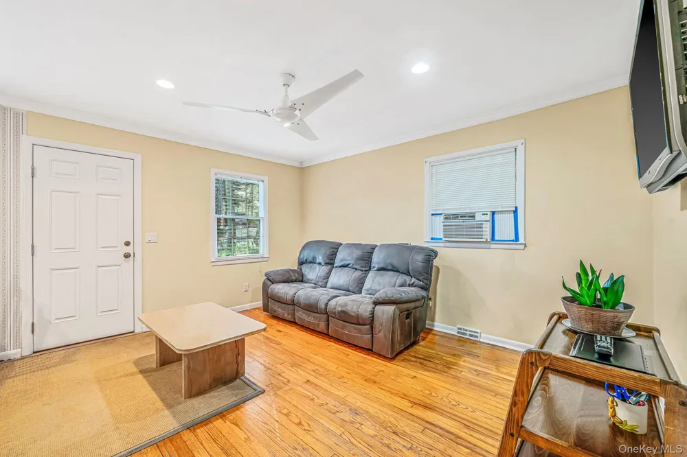 4 Vine Street Hampton Bays, NY 11946