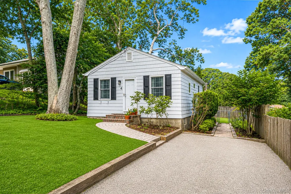 4 Vine Street Hampton Bays, NY 11946