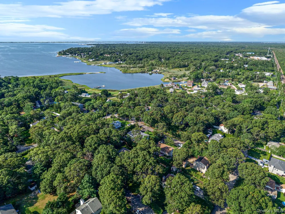 4 Vine Street Hampton Bays, NY 11946