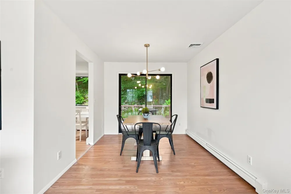 107 Sutton Park Road Poughkeepsie, NY 12603