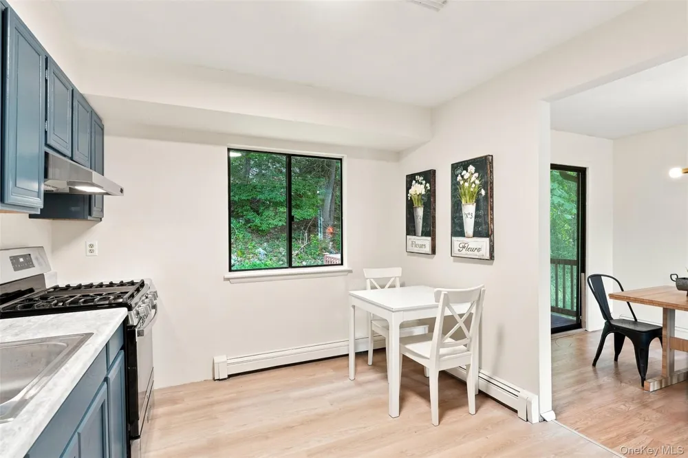 107 Sutton Park Road Poughkeepsie, NY 12603
