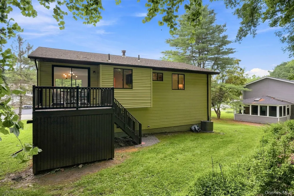 107 Sutton Park Road Poughkeepsie, NY 12603