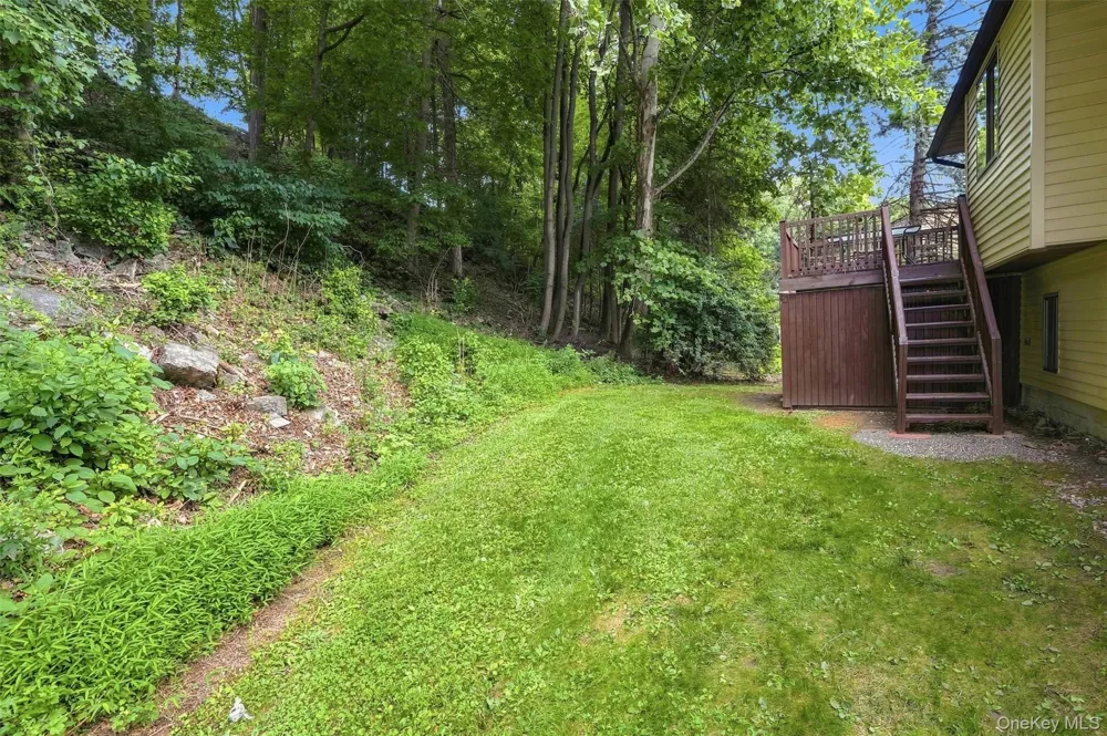 107 Sutton Park Road Poughkeepsie, NY 12603