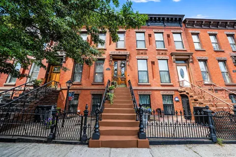 885A Putnam Avenue #A