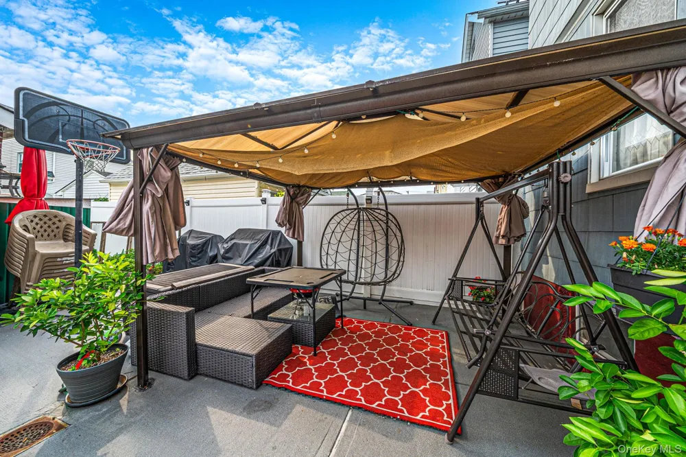8920 219th Street Queens Village, NY 11427