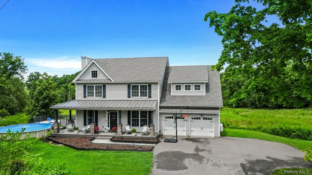643 Ridgebury Road Slate Hill, NY 10973