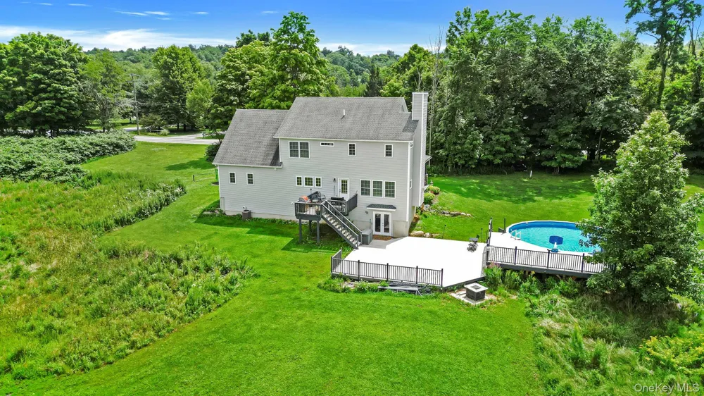 643 Ridgebury Road Slate Hill, NY 10973