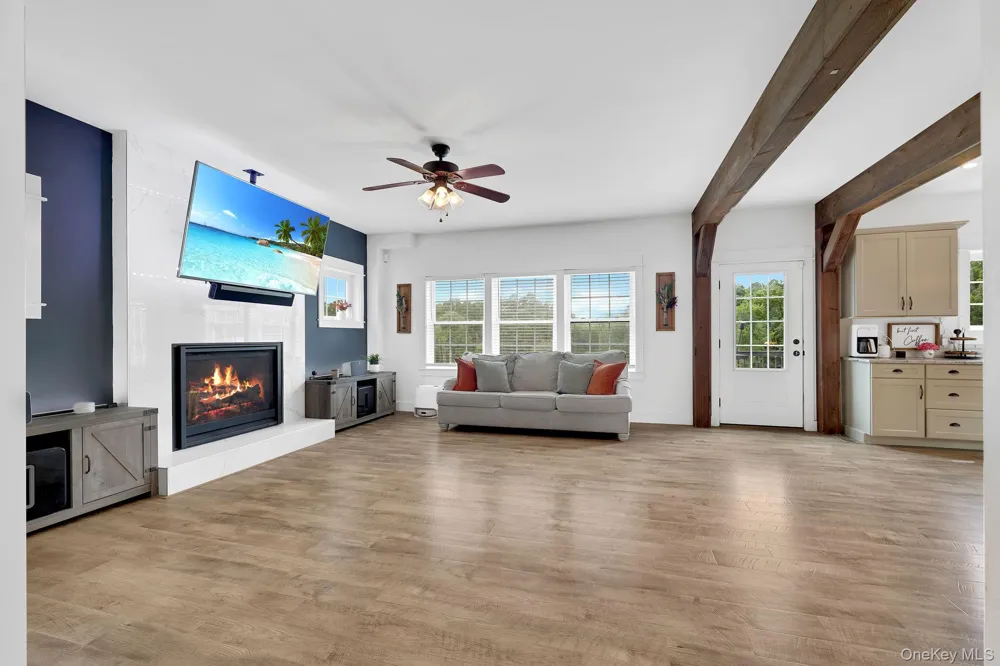 643 Ridgebury Road Slate Hill, NY 10973