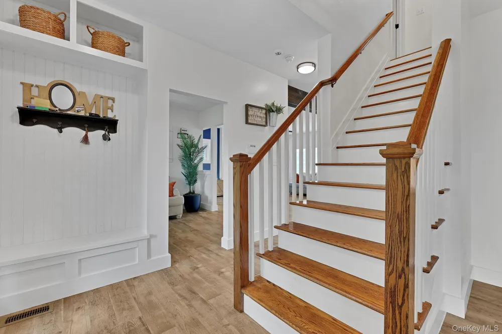 643 Ridgebury Road Slate Hill, NY 10973