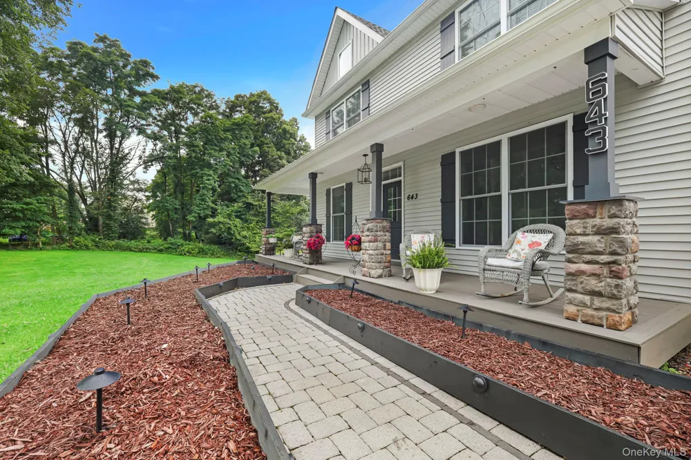 643 Ridgebury Road Slate Hill, NY 10973