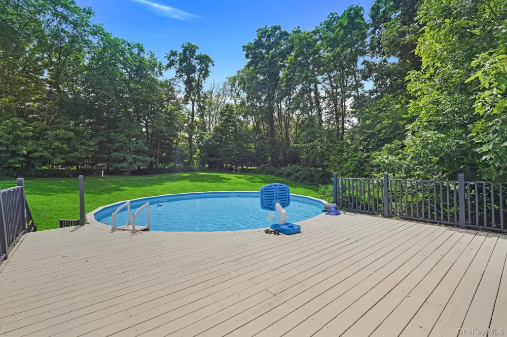 643 Ridgebury Road Slate Hill, NY 10973