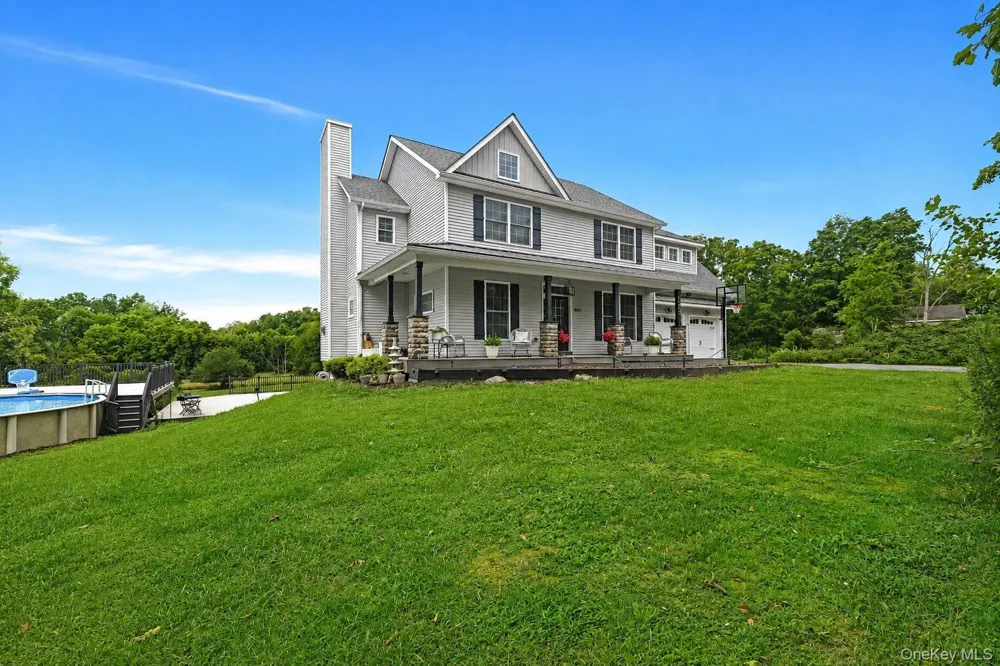 643 Ridgebury Road Slate Hill, NY 10973