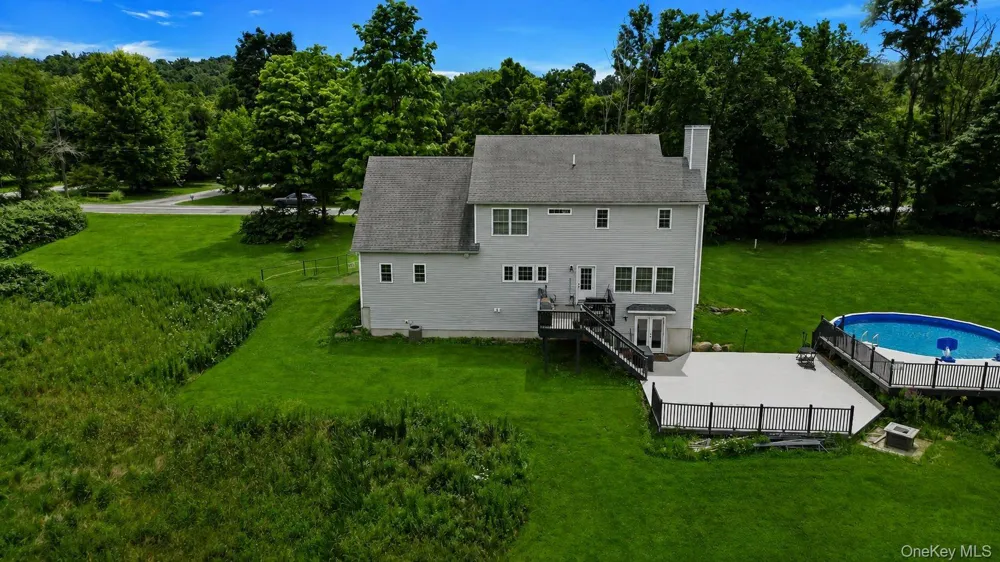 643 Ridgebury Road Slate Hill, NY 10973