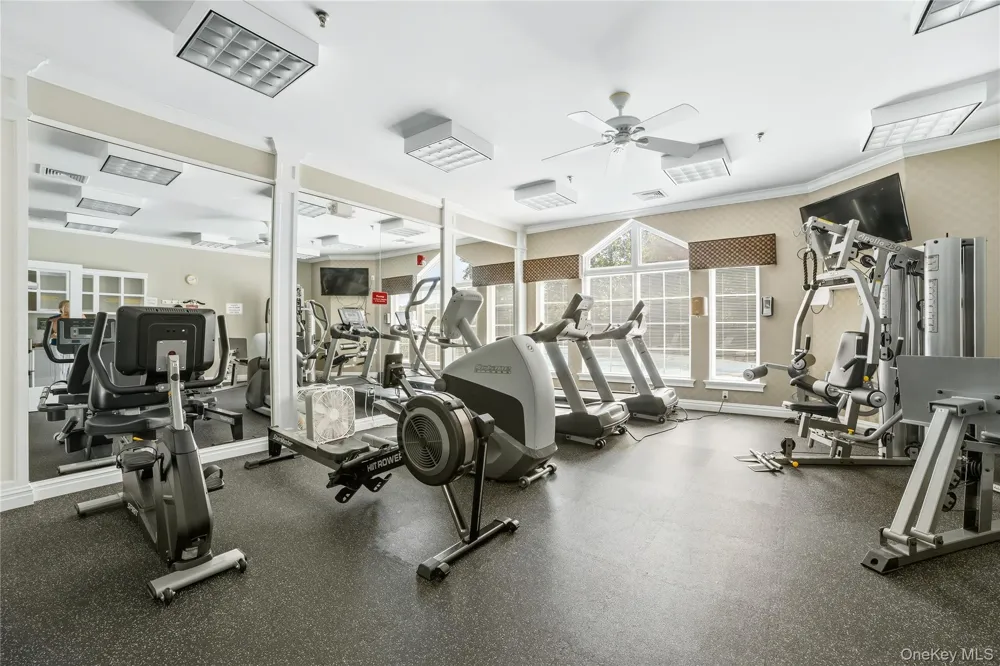 100 Woodcrest Lane #124 Mount Kisco, NY 10549