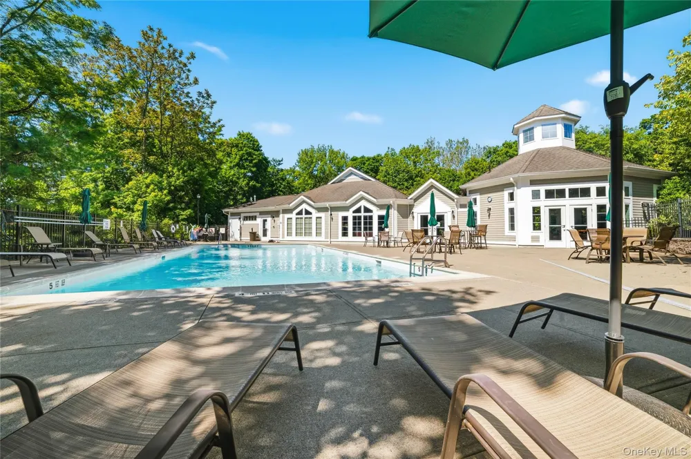 100 Woodcrest Lane #124 Mount Kisco, NY 10549